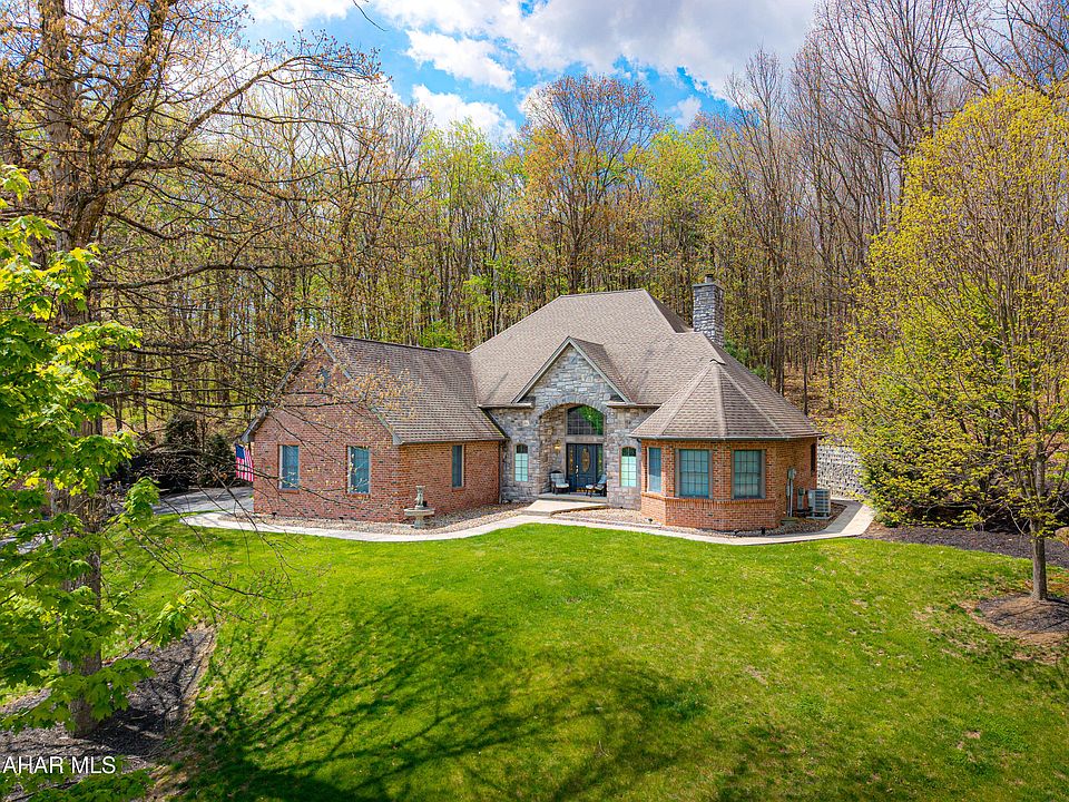 1st image of 144 Lemic Dr