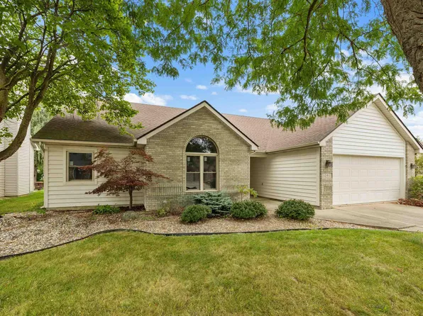 10911 Mill Lake Cv, Fort Wayne, IN 46845