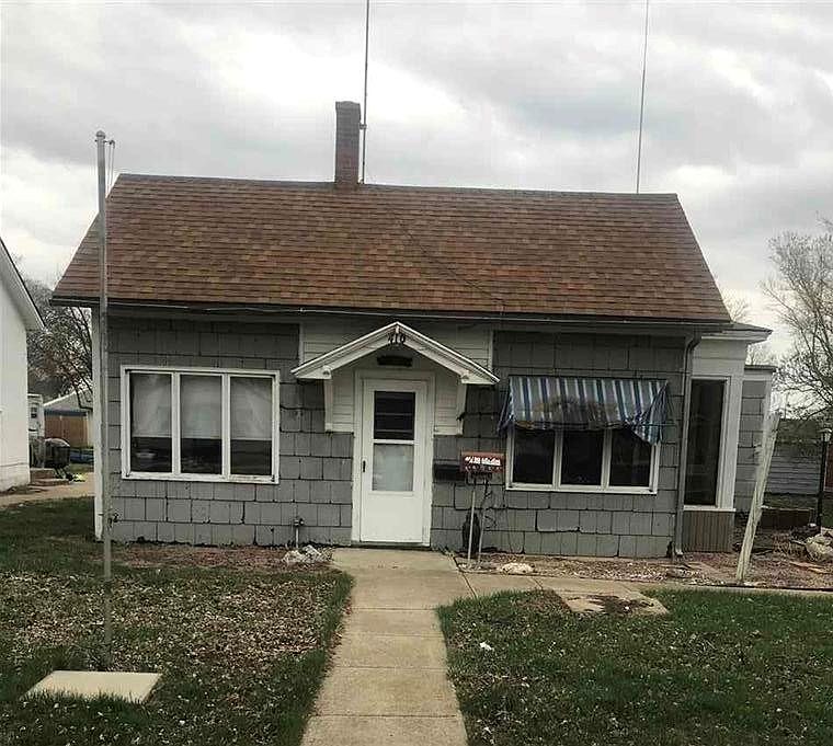 1st image of 410 Pearl St