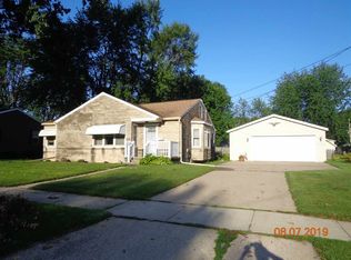 1839 S Jackson St, Appleton, WI 54915