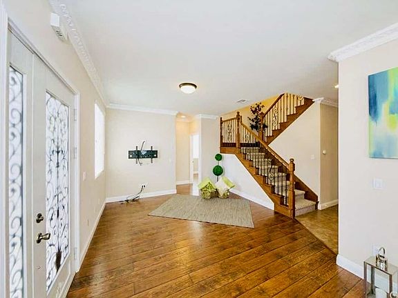 3rd image of 5067 Sereno Dr Unit A