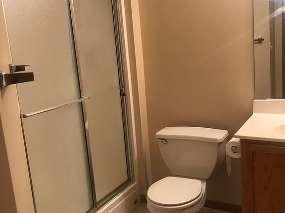 5th image of 113-115 Antelope Dr