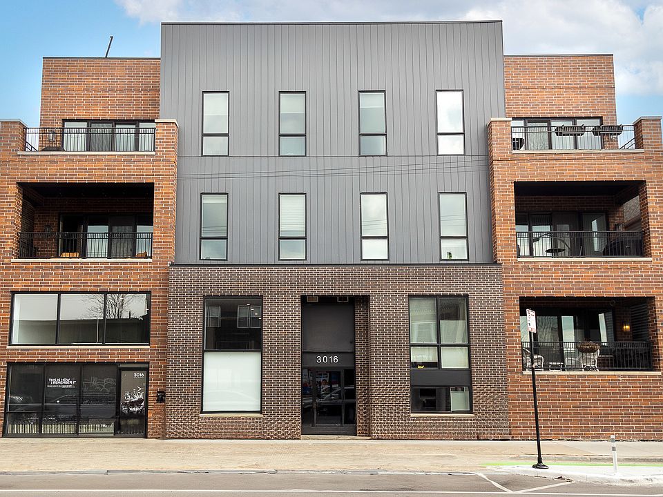 1st image of 3016 W Belmont Ave APT 1N