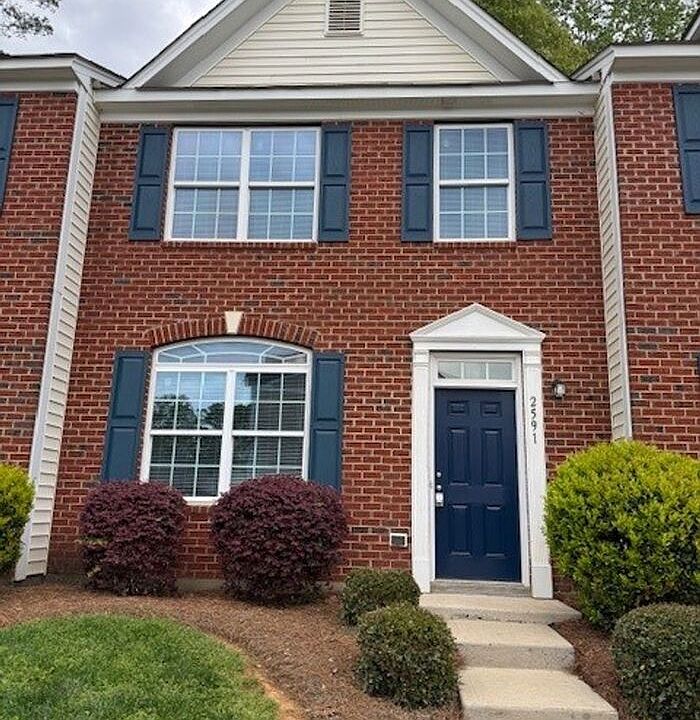 1st image of 2591 Arrowhead Cir