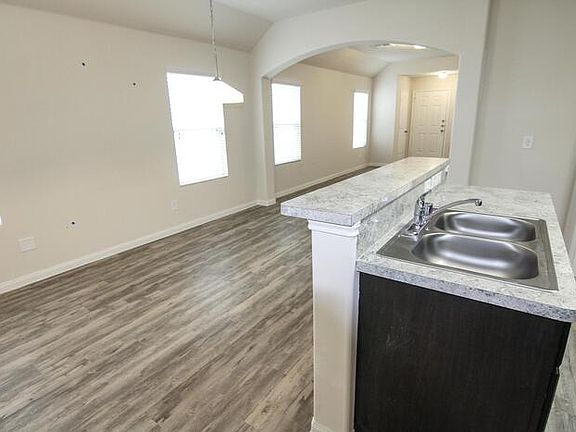 4th image of 5447 Plantation Forest Dr