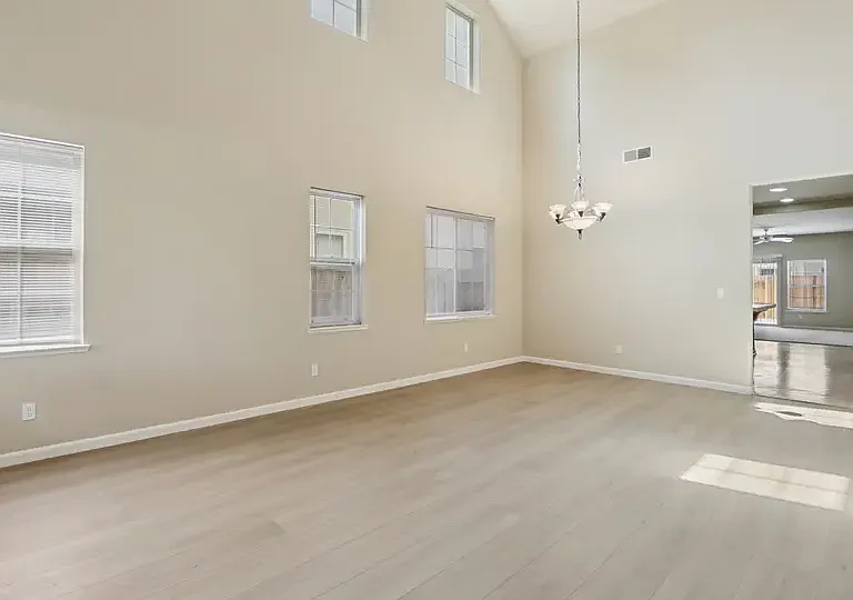 3500 Silverwood Rd — Photo 12
