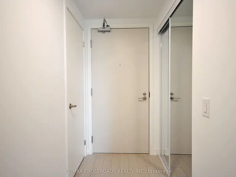 4010 Eglinton Ave W #323 — Photo 2