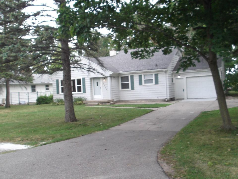 1st image of 4026 Ann St