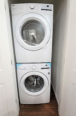 3rd image of 430 Fenimore St Floor 2