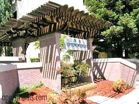 2nd image of 1365 Creekside Dr APT 129