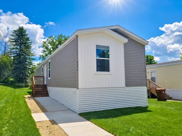 2300 Ethel Ave #38, Albert Lea, MN 56007