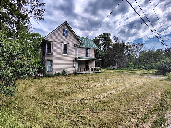 3rd image of 163 Creek Rd