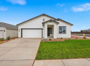 4098 SW Pumice Ave #77, Redmond, OR 97756