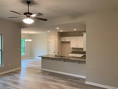 39053 Fairfield Dr — Photo 2