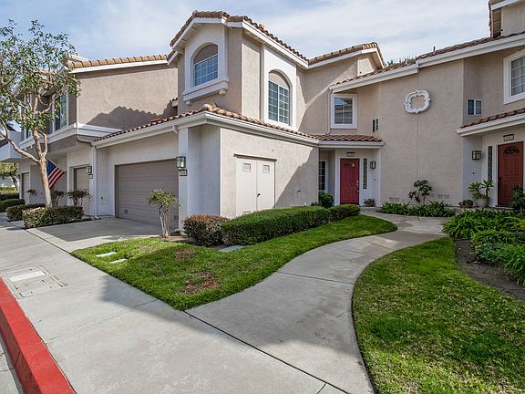 3rd image of 1088 S Sundance Dr