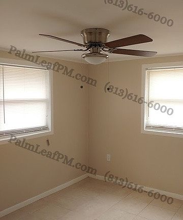 4th image of 6947 Holly Dr