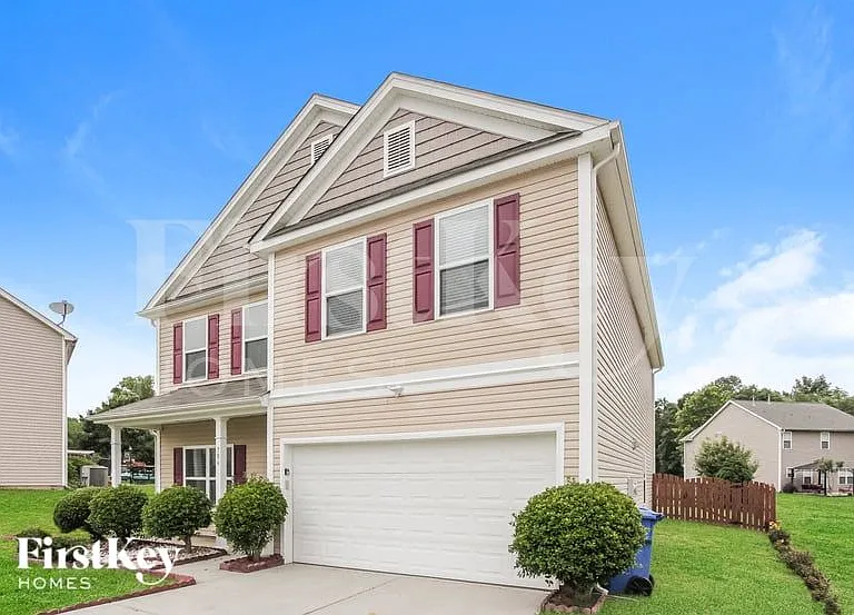 706 Perth Dr — Photo 3