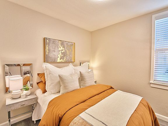 5th image of 1215 Eagle Ave APT B