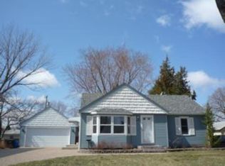 8220 Stevens Ave S, Bloomington, MN 55420