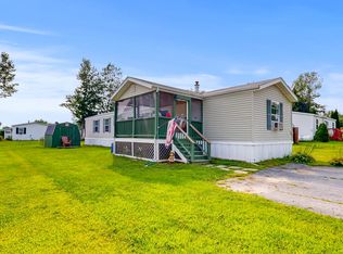 5 Pinetree Ln, Lewiston, ME 04240