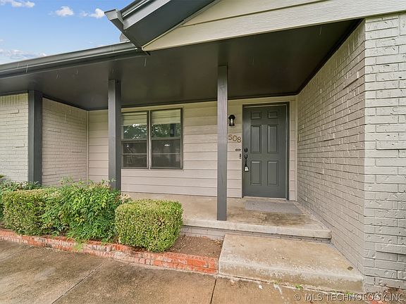 4th image of 1508 N Florence Pl