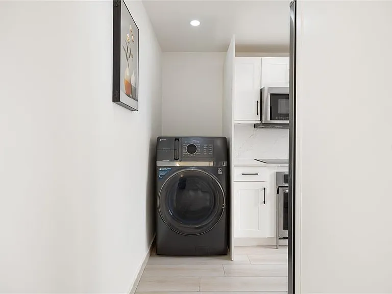 2306 Calle Laurel 11 E #11-E — Photo 8