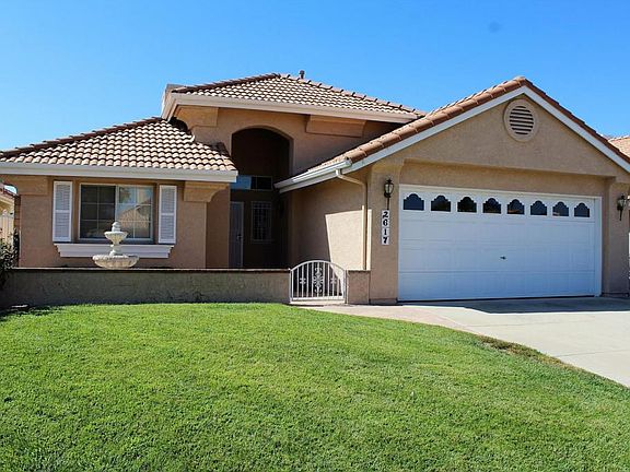 4th image of 2617 La Paz Ave