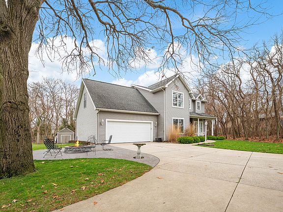5th image of 2223 Monica Rd