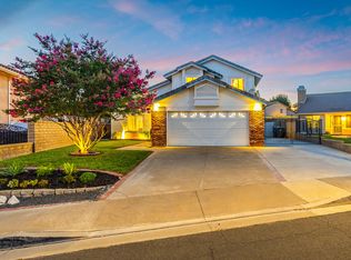 25519 Newcastle Ct, Santa Clarita, CA 91350