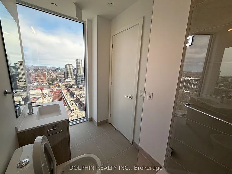100 Queen St E #2903 — Photo 16