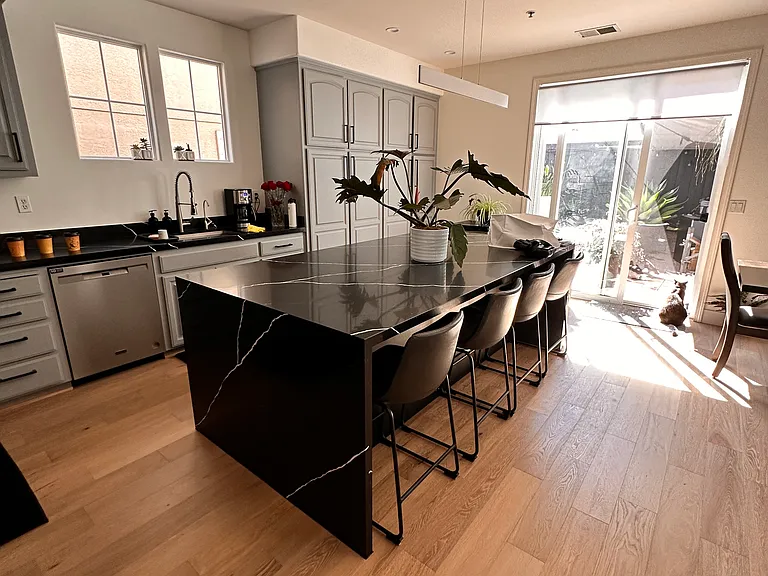 242 Lighthouse Dr — Photo 5