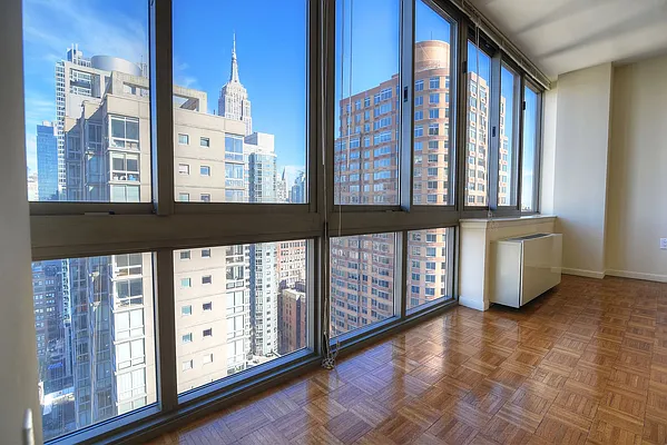 Rented by Chelsea Tower | media 4