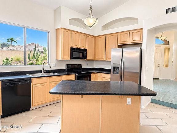 4th image of 1346 E Goldenrod St