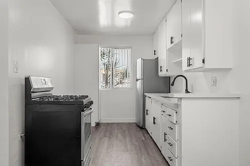 3933 Nicolet Ave #4A Photo 1