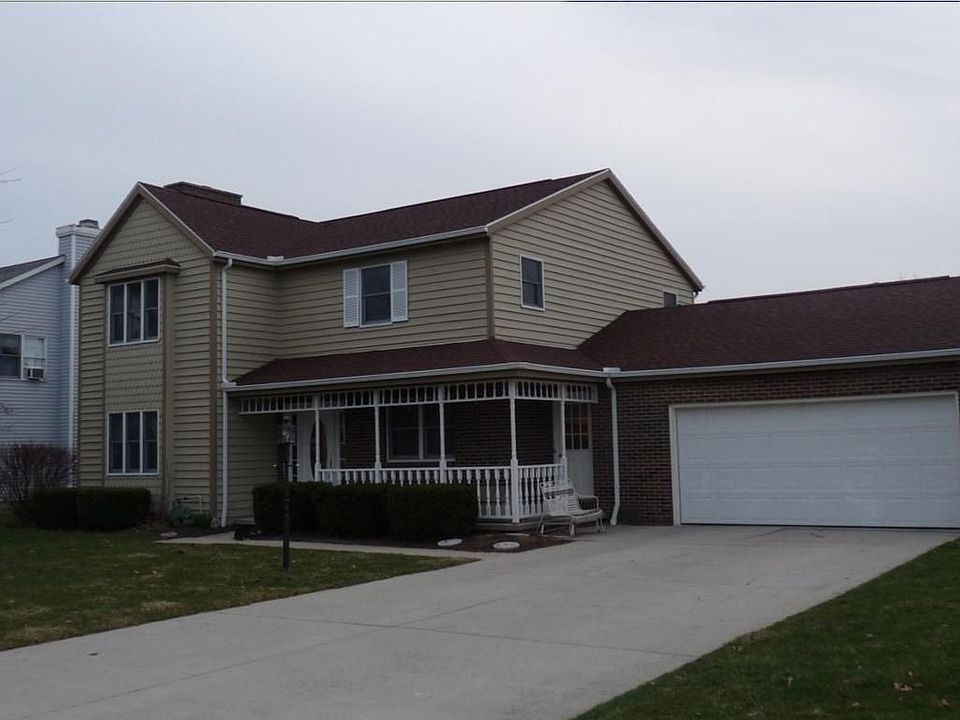 2nd image of 826 Nutmeg Ln