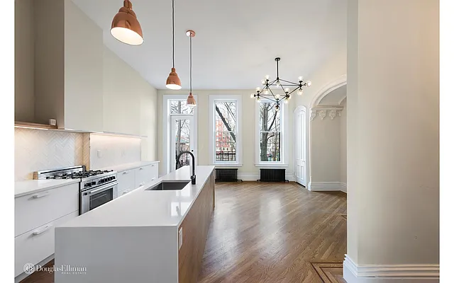 Rented by Douglas Elliman | media 39