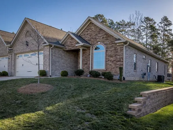 1926 Whisper Lake Dr #A, Whitsett, NC 27377