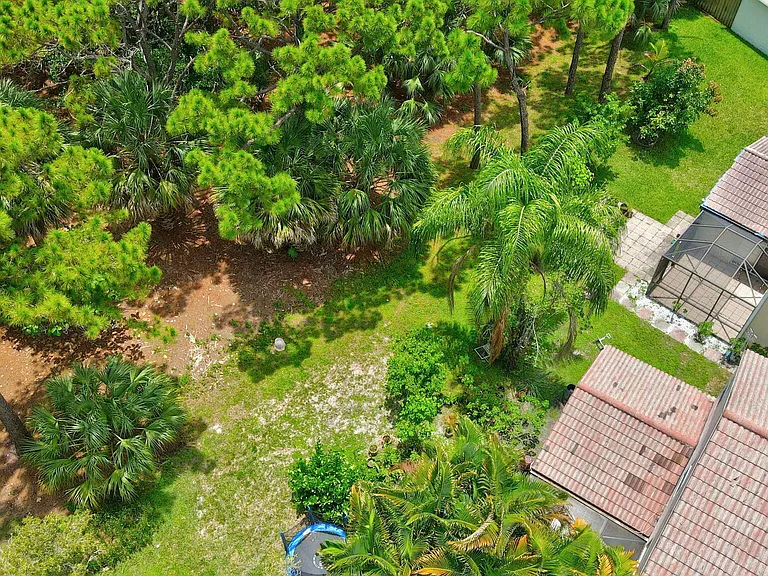 8332 Bermuda Sound Way — Photo 51