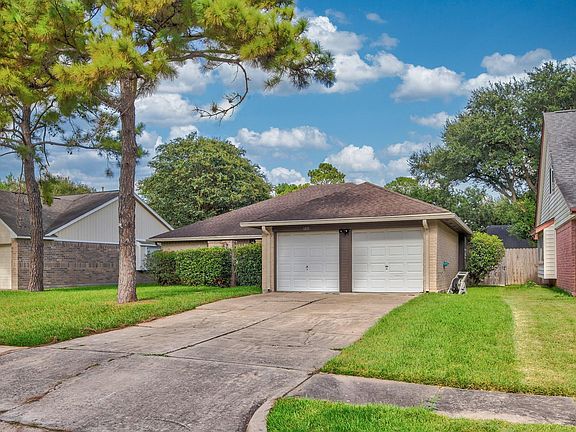 2nd image of 6818 Brockington Dr