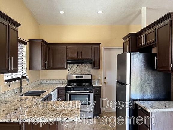 2nd image of 82360 Priscilla Ct