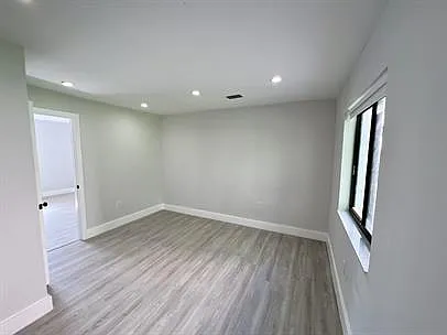 3 bed, 1064 sqft, $2,800 — Photo 3
