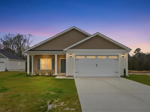 105 Sagewood Dr, Dudley, NC 28333