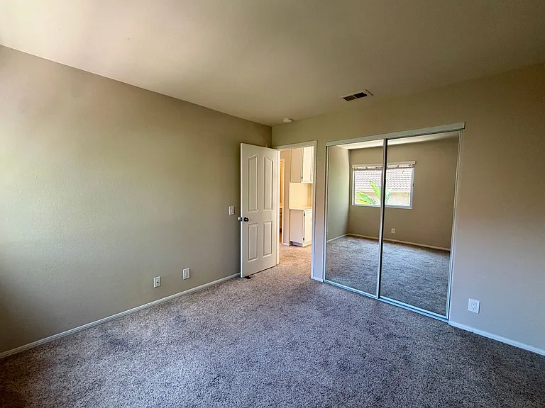 3366 Waterford Dr — Photo 37