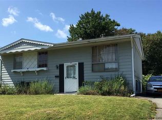 17 Edgewood Dr, Saugerties, NY 12477