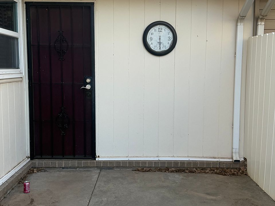 1st image of 23 Cherrywood Sq