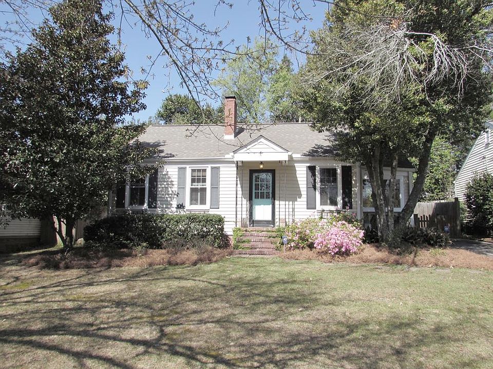 1st image of 1749 King Woods Dr