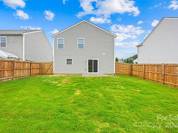 3rd image of 1512 Gaston Mountain Dr