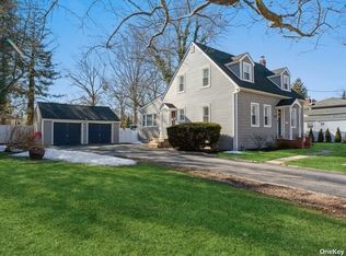 920 Bellmore Ave, Bellmore, NY 11710