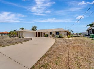 134 Creek Dr SE, Port Charlotte, FL 33952