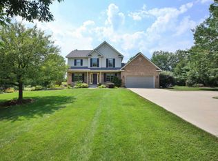 938 Winding Creek Ln, Delaware, OH 43015